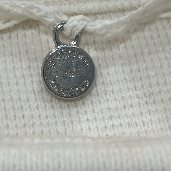 Anthropologie cream long sleeve sweater - Picture 9 of 9